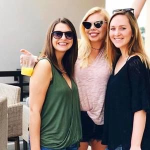 Meet your Posher, Whitley